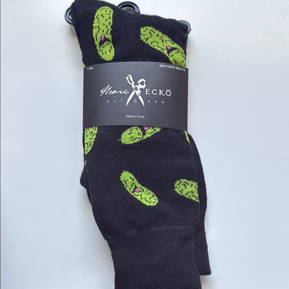 Marc Ecko Dill With It Pickle Socks